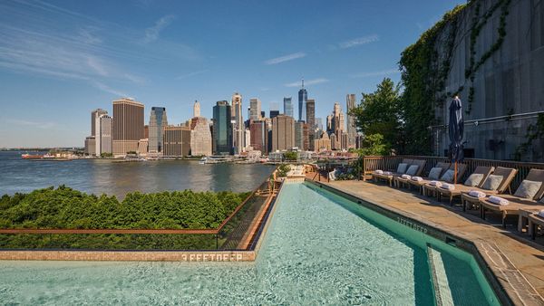 1 Hotel Brooklyn Bridge interior