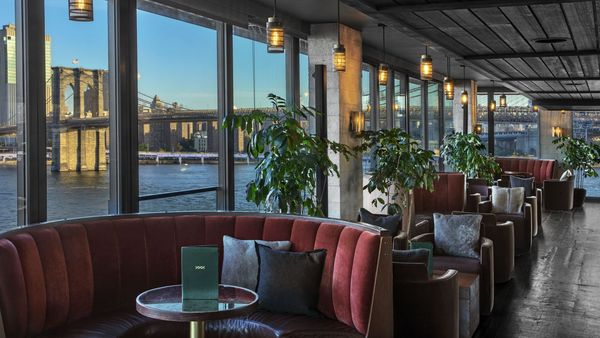 1 Hotel Brooklyn Bridge interior