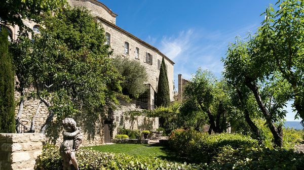 Airelles Gordes, La Bastide interior