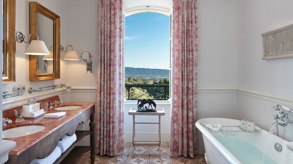 Airelles Gordes, La Bastide interior
