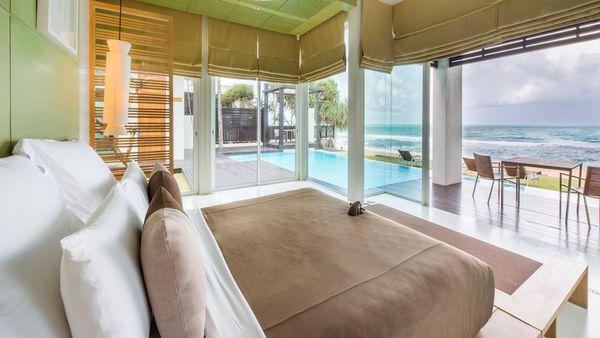 Aleenta Phuket Resort & Spa interior