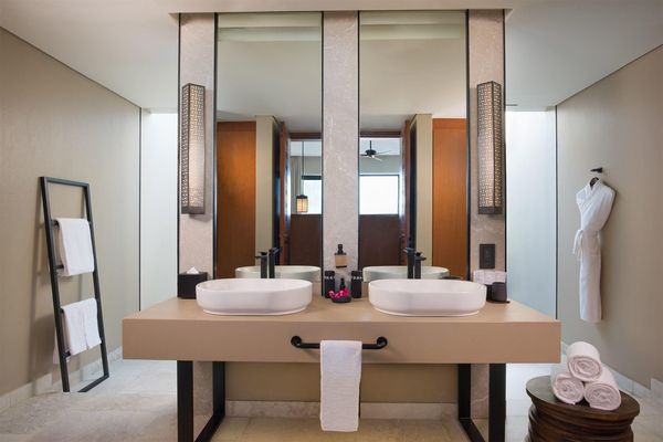 Alila Hinu Bay interior