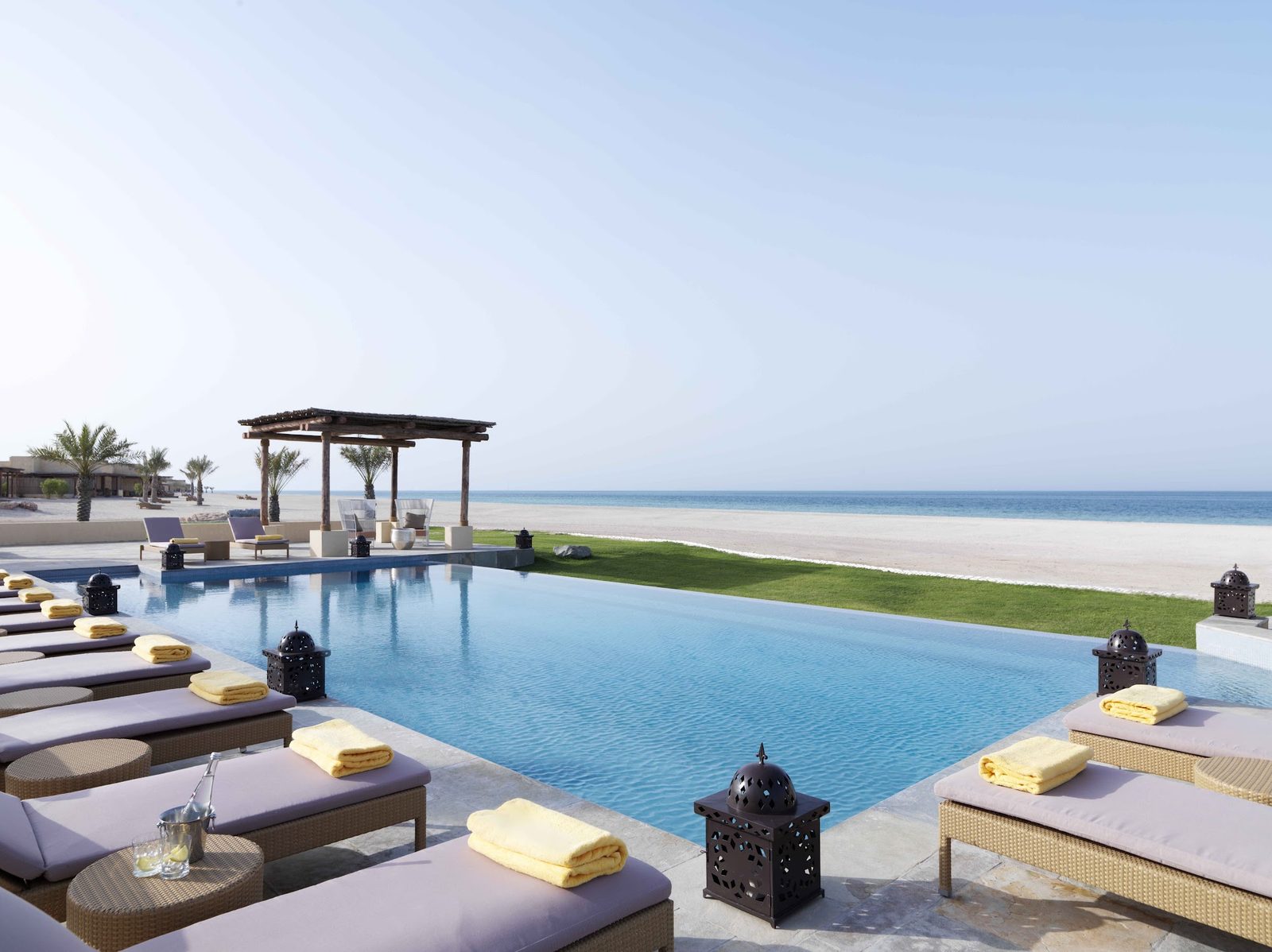 Anantara Sir Bani Yas Island Al Yamm Villa Resort exterior view