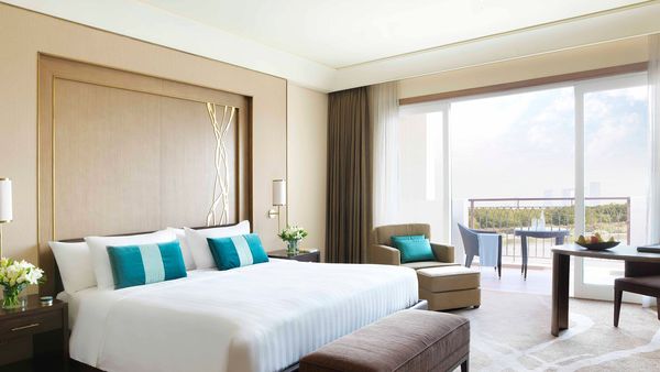 Anantara Eastern Mangroves Abu Dhabi Hotel interior