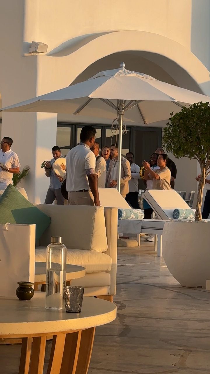 Anantara Santorini Abu Dhabi Retreat interior