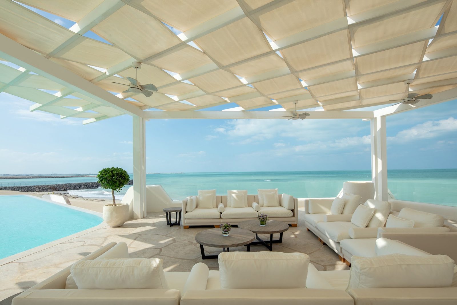 Anantara Santorini Abu Dhabi Retreat exterior view