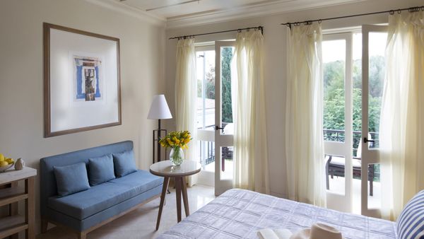 Anassa interior