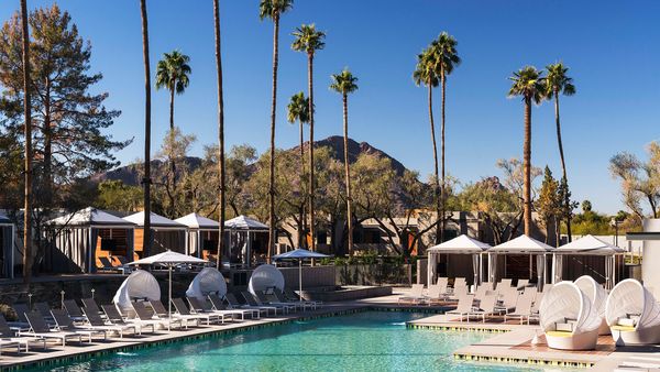 Andaz Scottsdale Resort & Bungalows interior