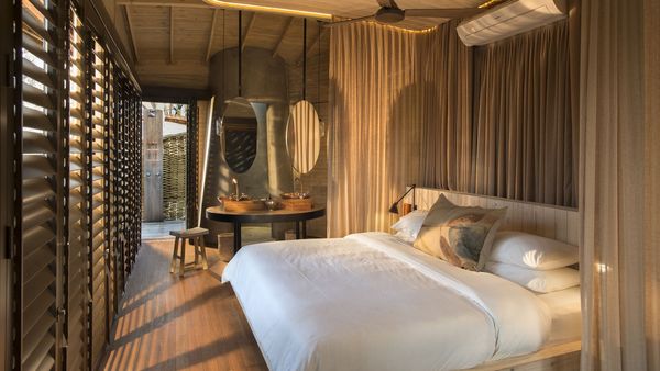 andBeyond Sandibe Okavango Safari Lodge interior
