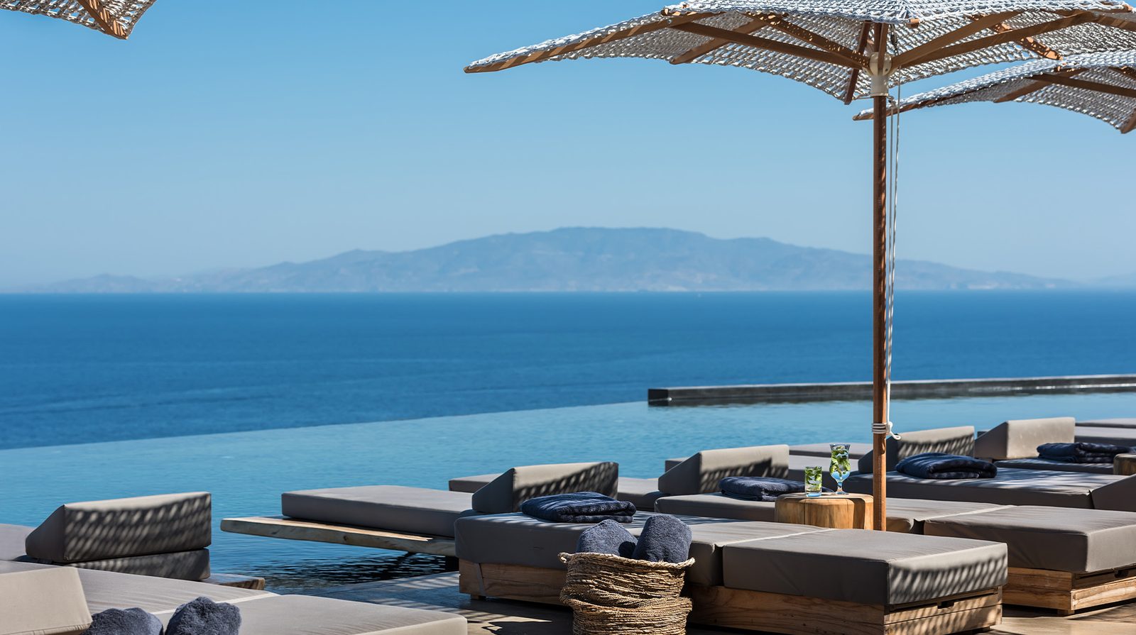 Andronis Arcadia exterior view
