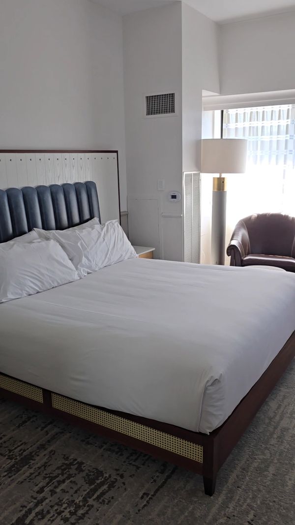 Annapolis Waterfront Hotel interior