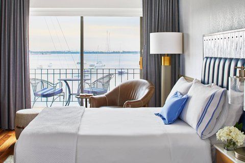 Annapolis Waterfront Hotel interior