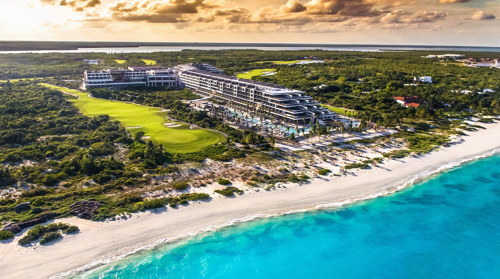 Atelier Playa Mujeres exterior view