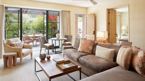 Auberge du Soleil, Auberge Collection interior