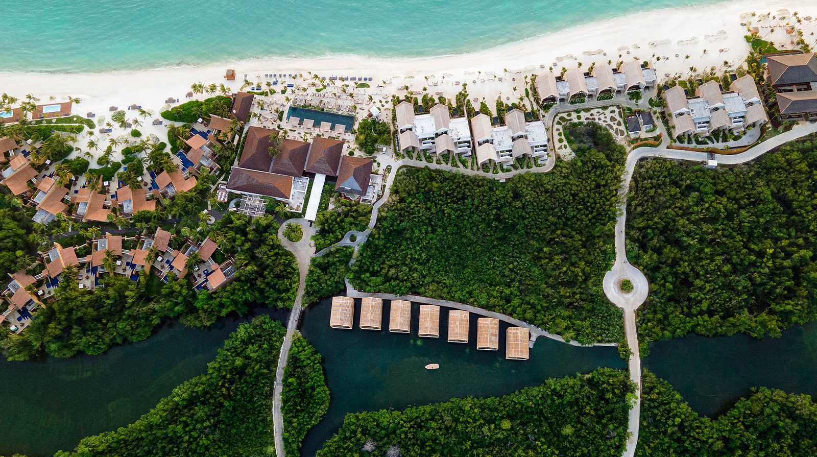 Banyan Tree Mayakoba exterior view