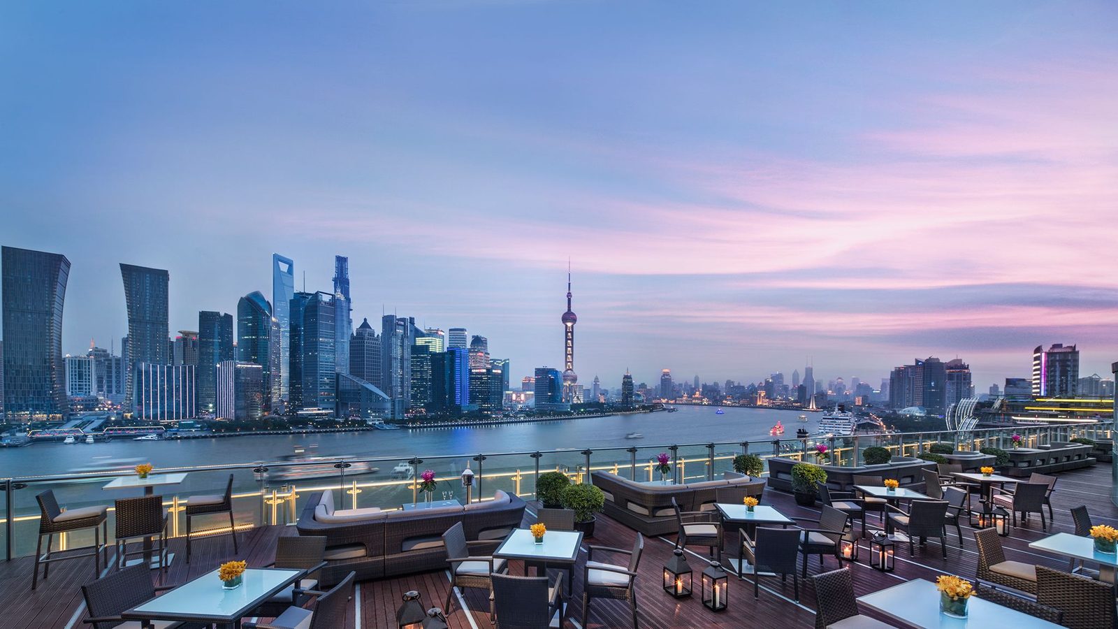 Banyan Tree Shanghai On The Bund exterior view