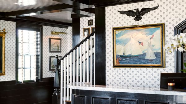 Baron’s Cove interior