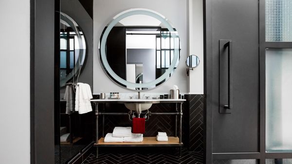 Bobby Hotel interior