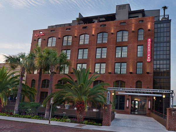 Bohemian Hotel Savannah Riverfront, Autograph Collection interior