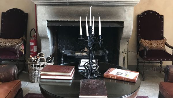 Borgo Santo Pietro interior