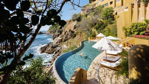 Cala de Mar Resort & Spa Ixtapa interior