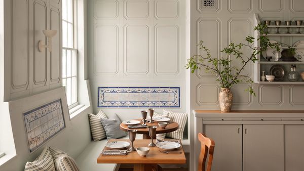 Canoe Place Inn & Cottages interior