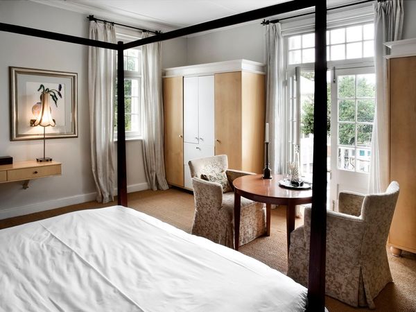 Cape Cadogan Boutique Hotel interior