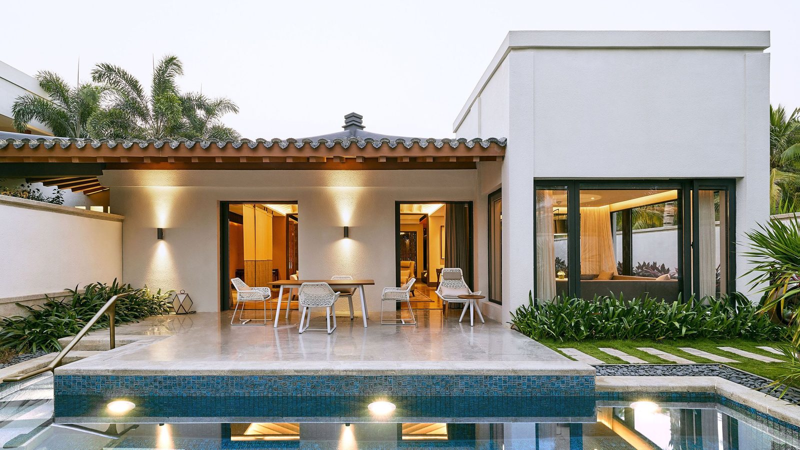 Capella Tufu Bay, Hainan exterior view