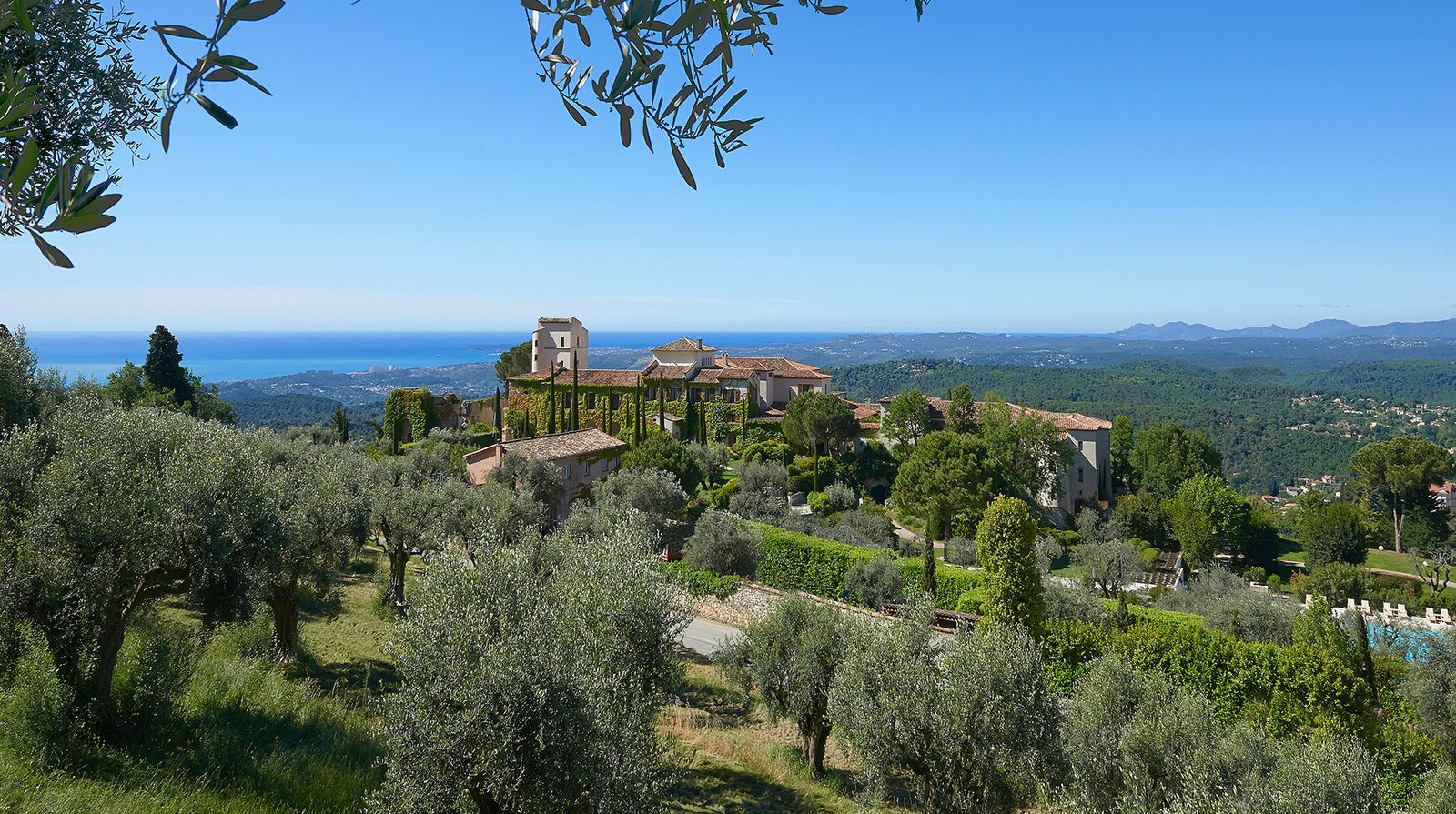 Château Saint-Martin & Spa exterior view