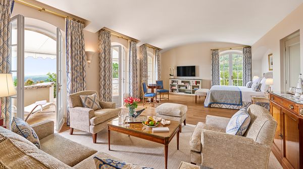 Château Saint-Martin & Spa interior