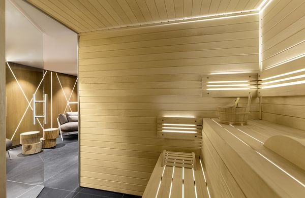 White 1921 Courchevel interior