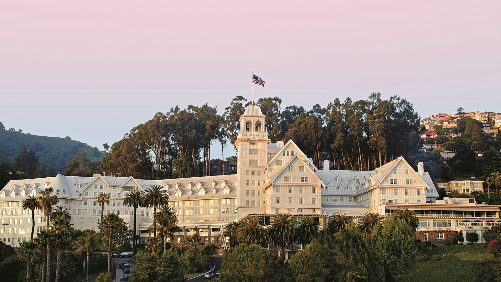 Claremont Resort & Club exterior view