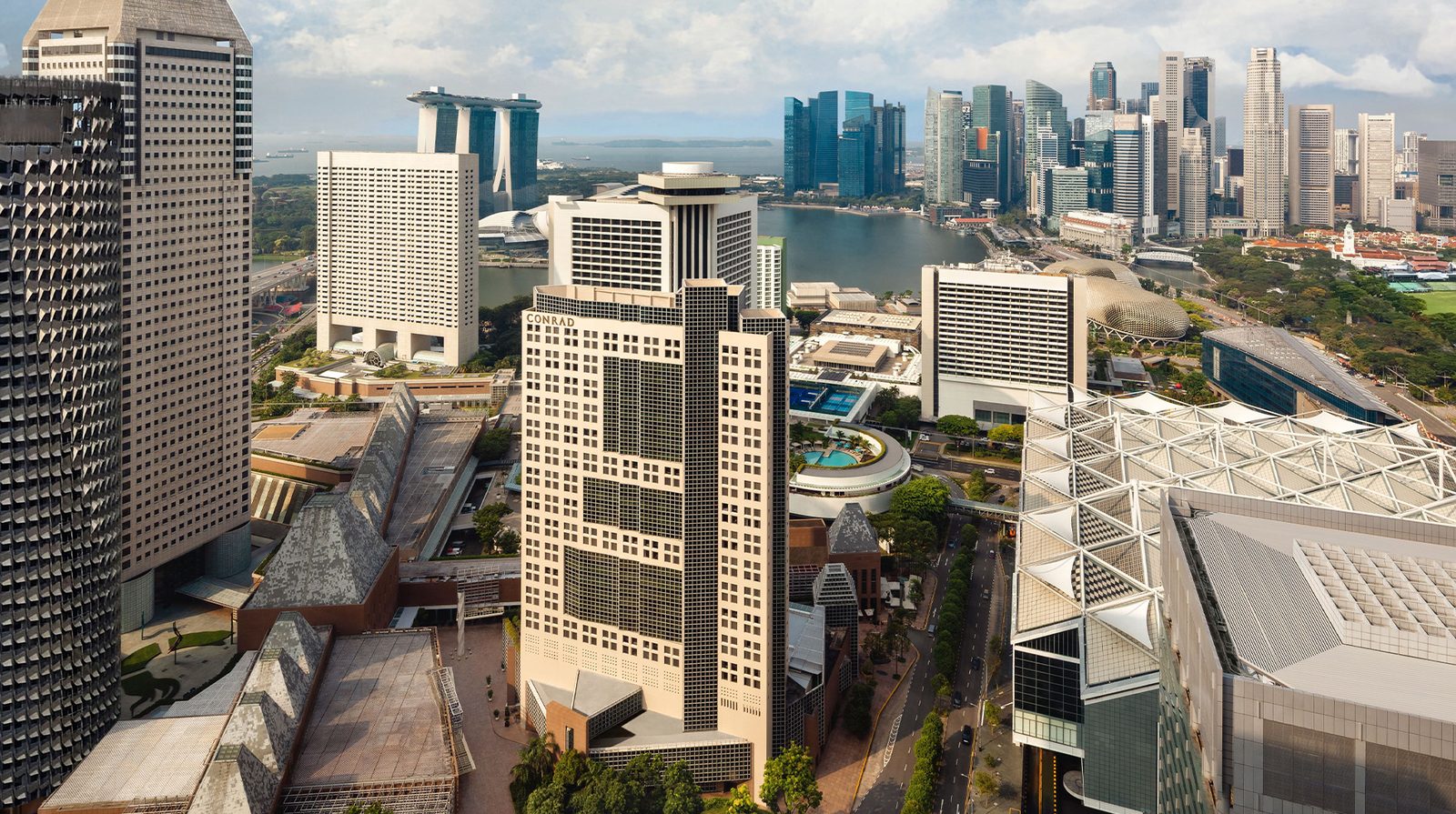 Conrad Singapore Marina Bay exterior view