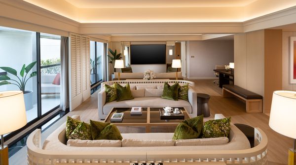 Conrad Singapore Orchard interior