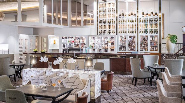 Cordis, Auckland interior