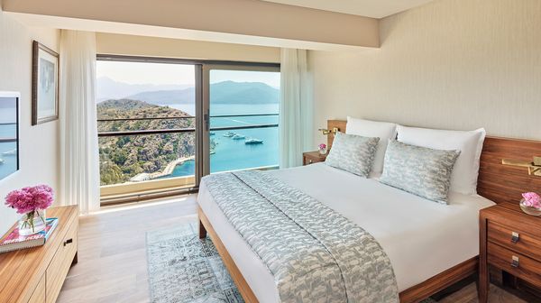 D Maris Bay interior