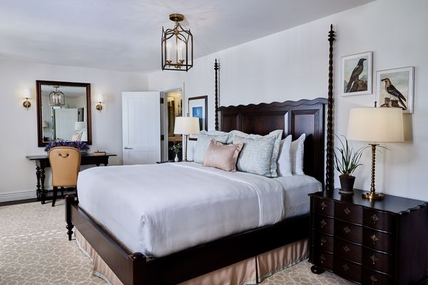 Deer Path Inn interior