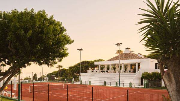 Don Carlos Marbella interior
