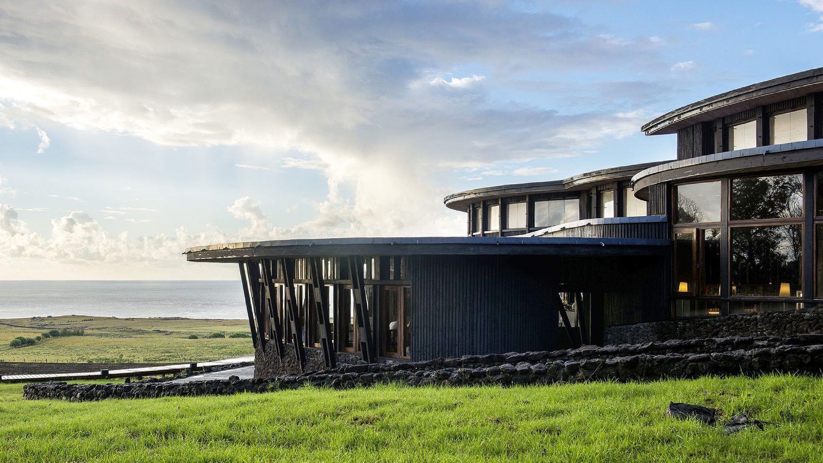 Explora Rapa Nui exterior view