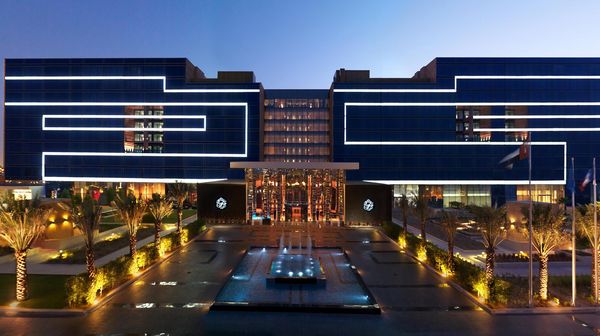 Fairmont Bab Al Bahr interior