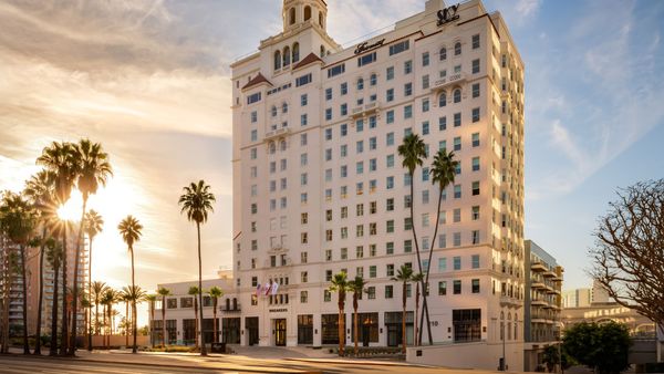 Fairmont Breakers Long Beach: First In interior