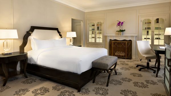 Fairmont Hotel Vancouver interior