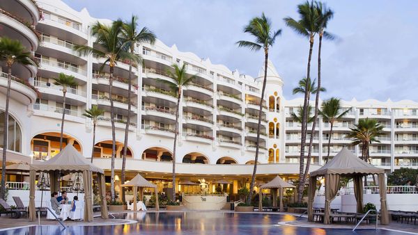 Fairmont Kea Lani interior