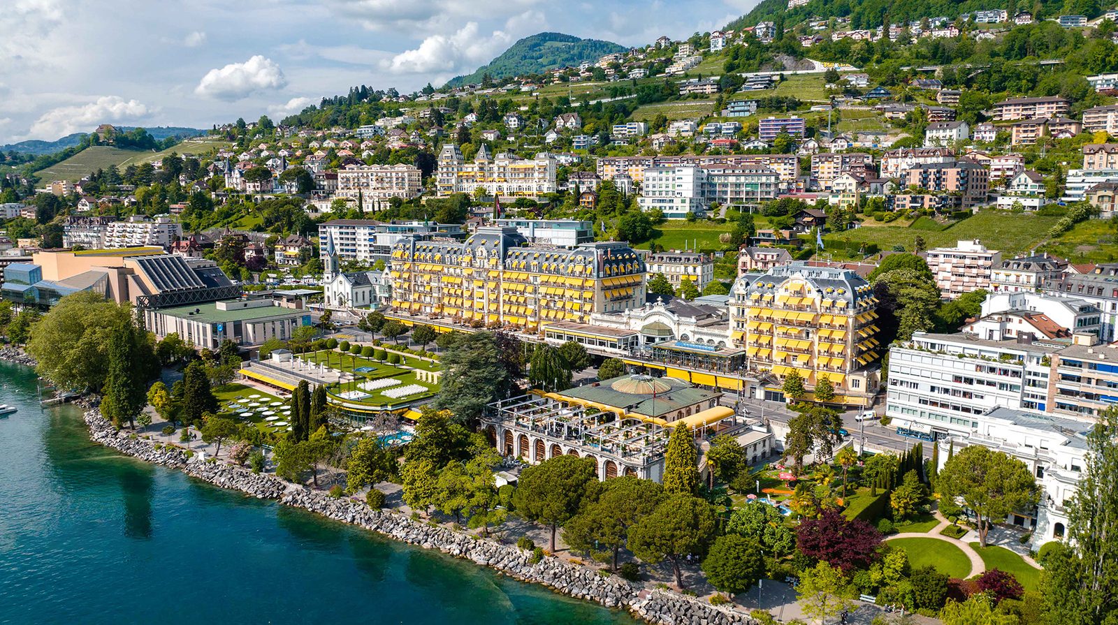 Fairmont Le Montreux Palace exterior view