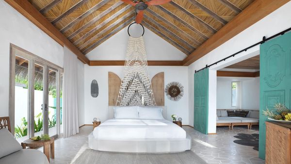Fairmont Maldives Sirru Fen Fushi interior