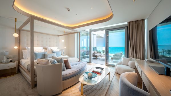 FIVE LUXE JBR interior