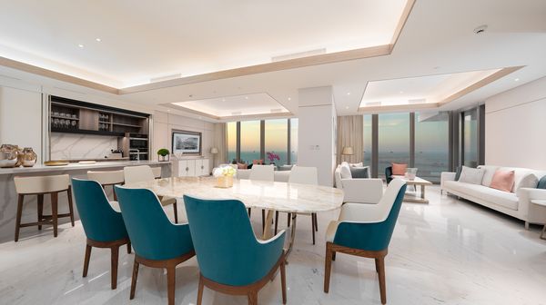 FIVE LUXE JBR interior