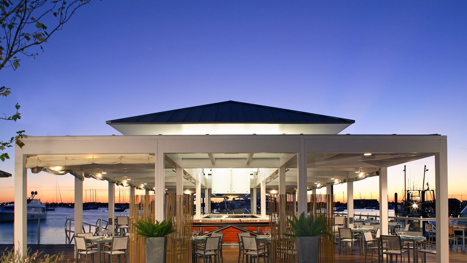 Forty 1º North Marina Resort exterior view