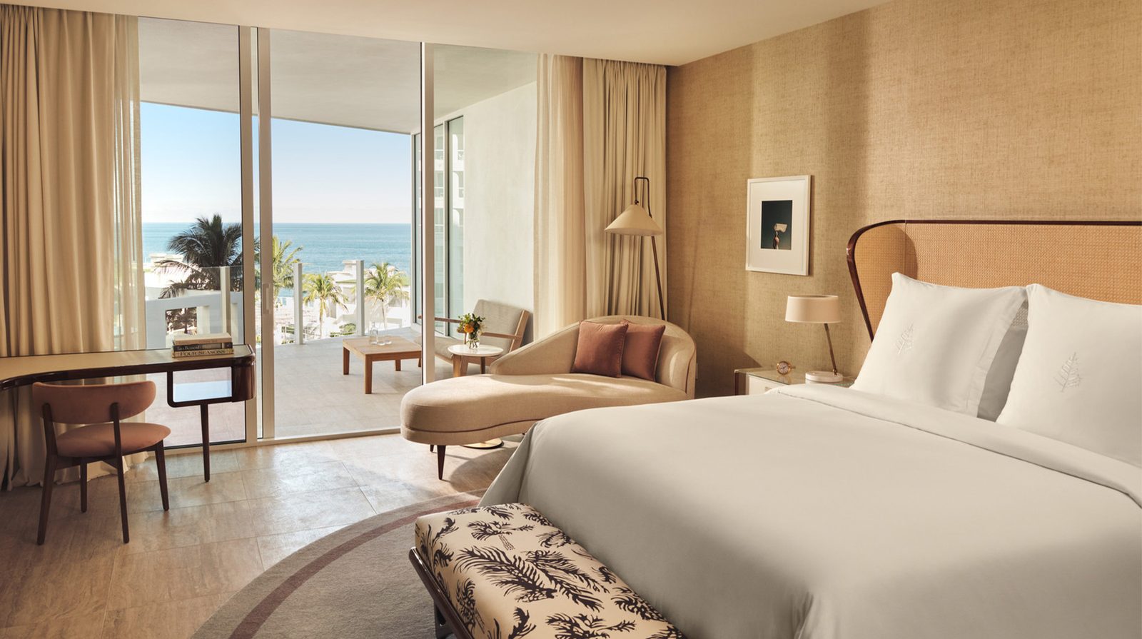 Four Seasons Hotel and Residences Fort Lauderdale exterior view