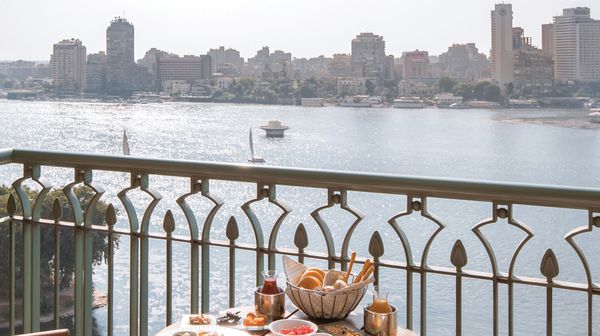 Four Seasons Hotel Cairo at Nile Plaza interior